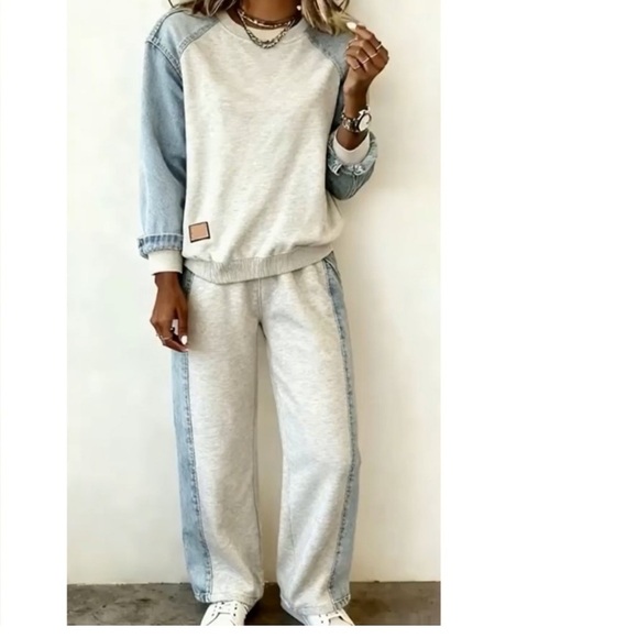 Pants - Two-Tone Sweatshirt and Joggers Set